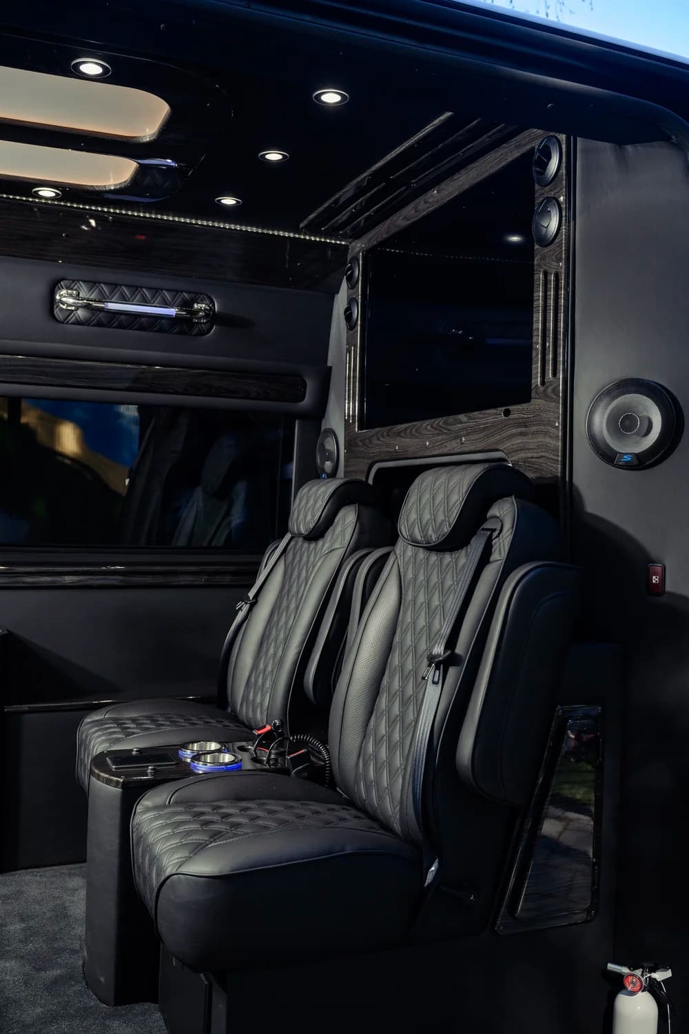 MIOR Sprinter interior detail 3