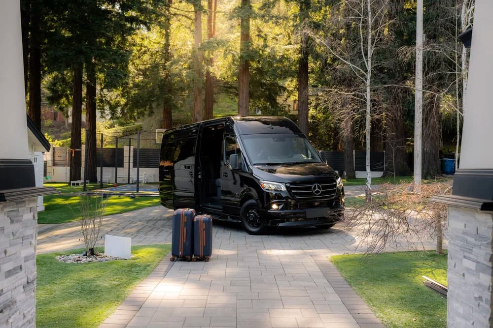 MIOR Sprinter interior detail 30