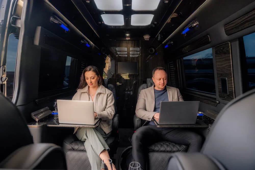MIOR Sprinter interior detail 35