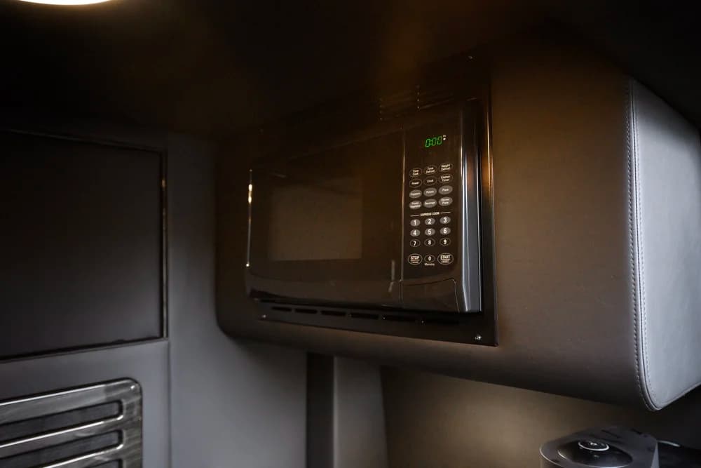 MIOR Sprinter interior detail 68