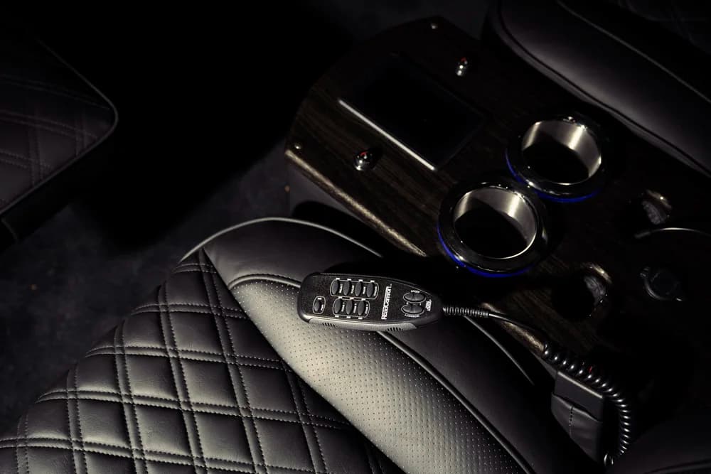 MIOR Sprinter interior detail 7